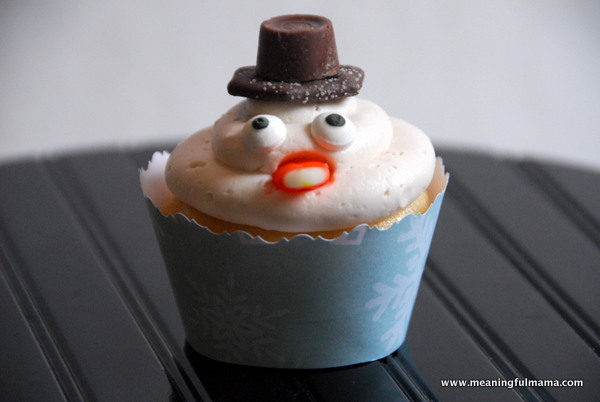 snowman cupcake recipe from meaningful mama