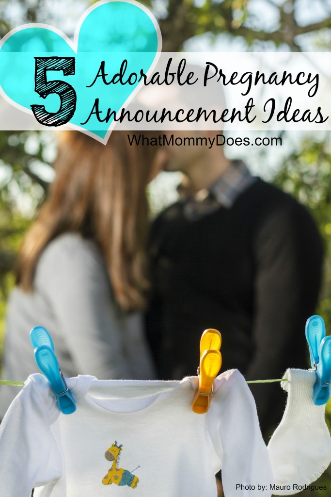 Five adorable & funny pregnancy announcement ideas! These are creative ways to announce your pregnancy on Facebook and in person to family, friends, your parents. I love #5 for your first pregnancy and #3 is a classic sibling / 2nd or 3rd baby reveal idea. 