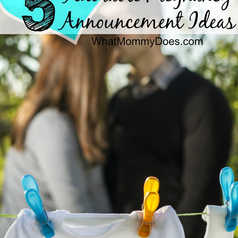 Five adorable & funny pregnancy announcement ideas! These are creative ways to announce your pregnancy on Facebook and in person to family, friends, your parents. I love #5 for your first pregnancy and #3 is a classic sibling / 2nd or 3rd baby reveal idea.