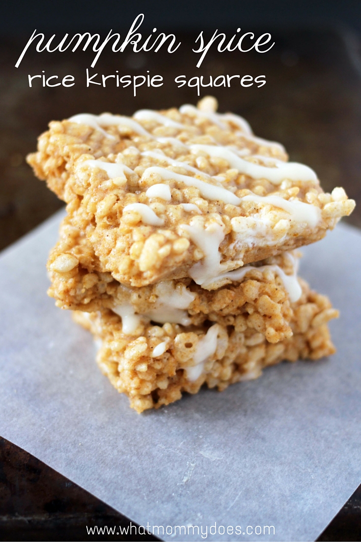 The perfect fall dessert, ready in less than 10 minutes - Pumpkin Spice Rice Krispie Squares made with real pumpkin and topped with cream cheese drizzle - yum!