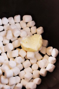 VALENTINE’S DAY CONVERSATION HEART RICE KRISPIE TREATS RECIPE