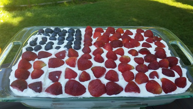 patriotic cake outside