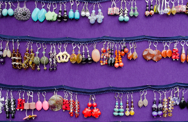 Handmade jewelry will never go out of style. Start making this hot craft today to sell on your Etsy or eBay store. 