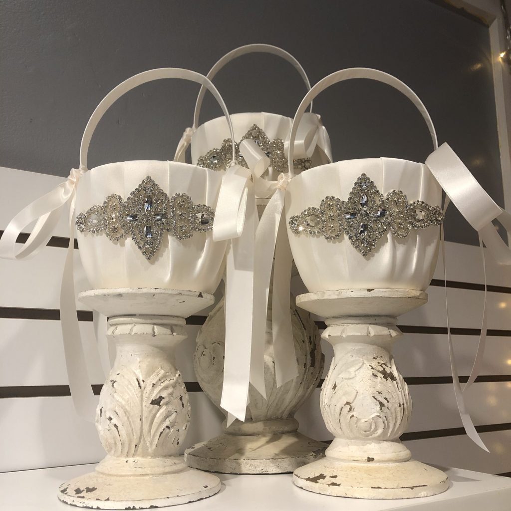 wedding flower girl baskets