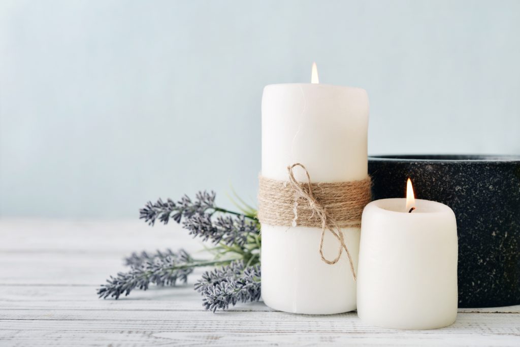 DIY essential oil candles - one of the best ideas for a school sales