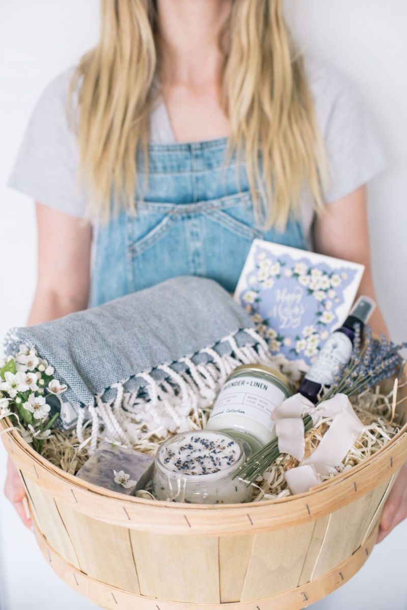 Mothers Day & Birthday Gift Baskets for Mom from Daughters Sons Kids, Gift  Basket for Grandma Nana Mother in Law Women, Gifts Set for Wife from