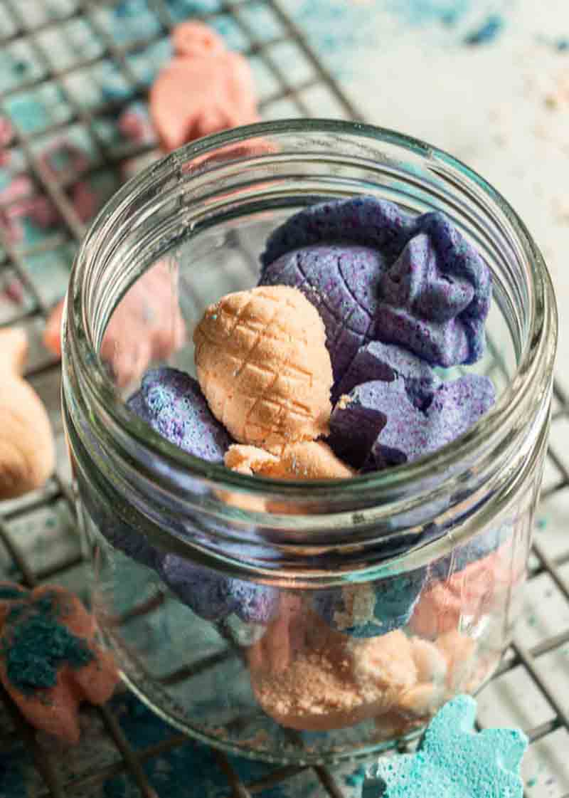shower melts made with simple natural ingredients and stored in a glass jar