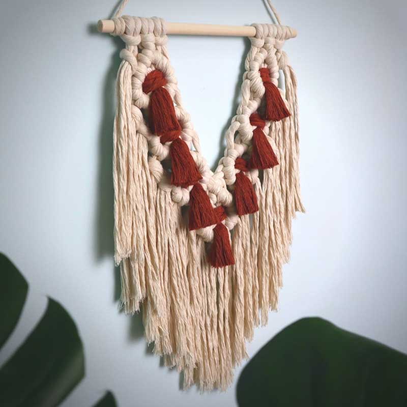 easy woven wall hanging DIY decor project