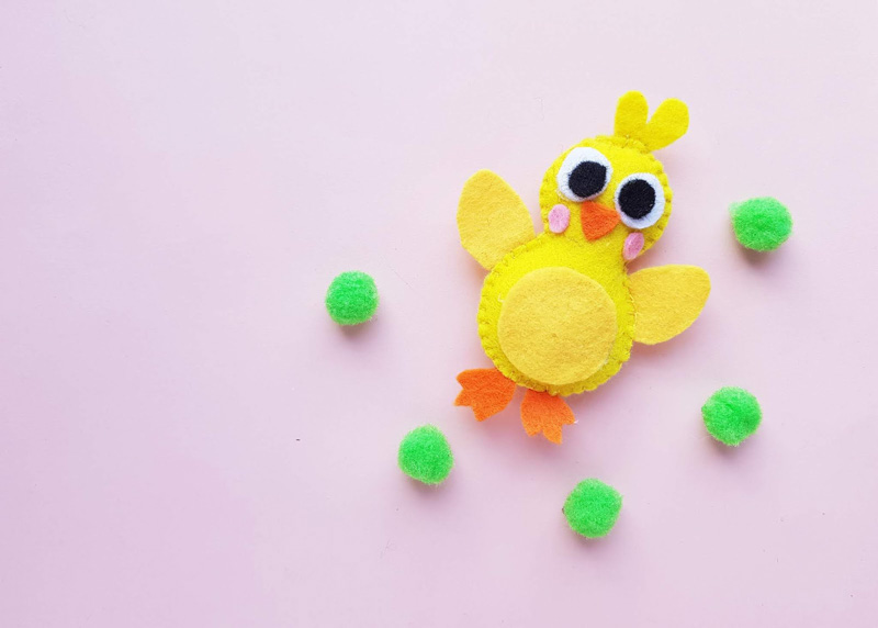 a felt chick plushie sewing craft for kids