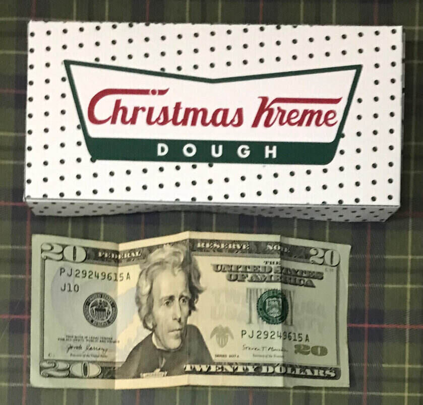 polka dotted box lid with the namw Chistmas Kreme